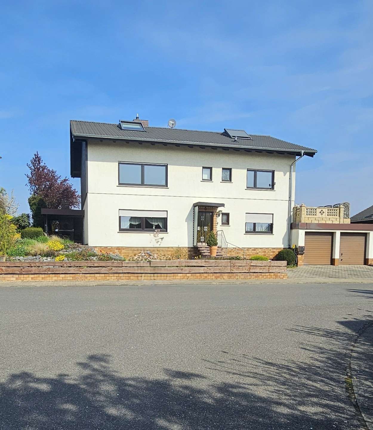 Straßenansicht